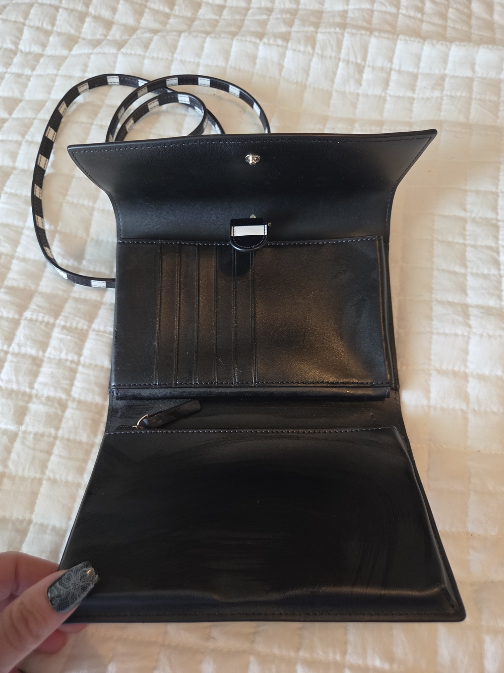 kate spade Laurel Way Winni Black & White Stripe Crossbody Wallet - Picture 6 of 9